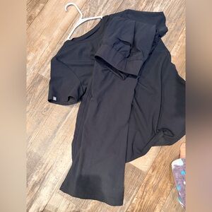 Uniform Advantage Black Scrub Top